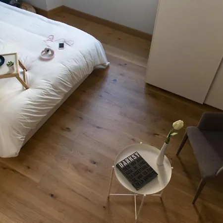 Calixa アパート カリアリ